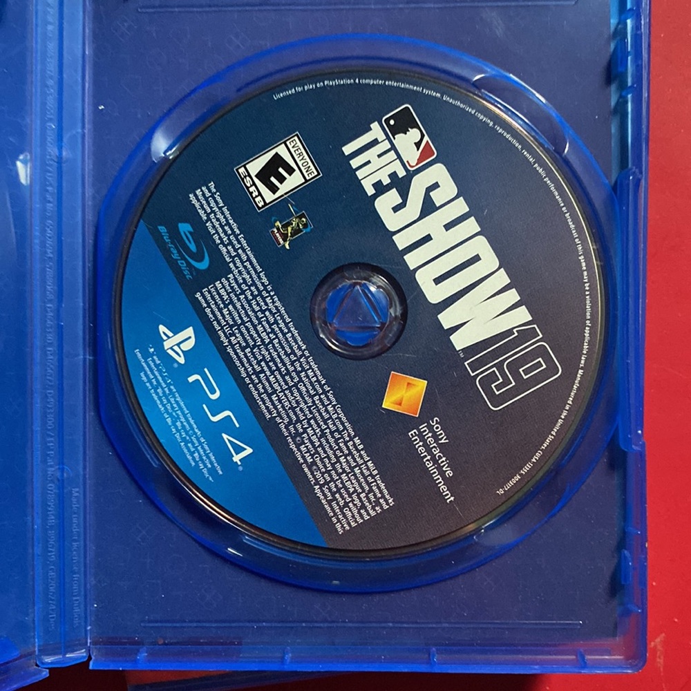 PS4 game - Picture 2 of 2